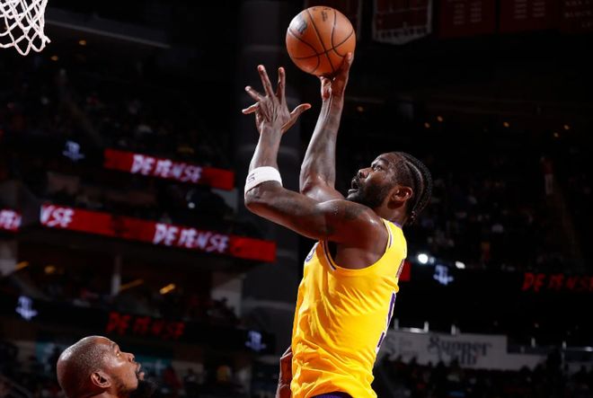 湖人末节发力逆转火箭 艾顿关键表现助队登顶