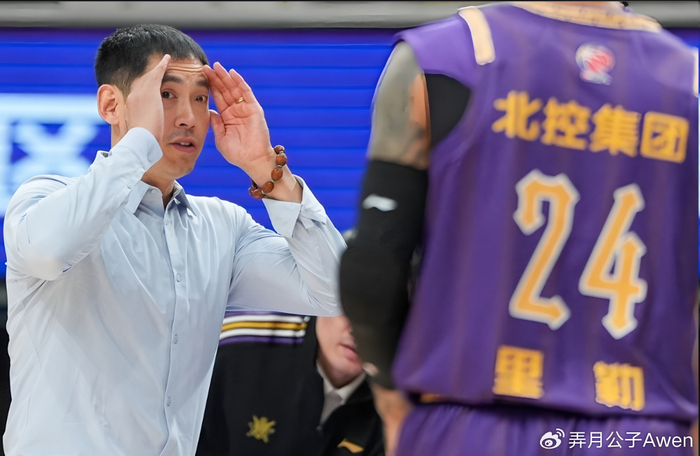 北控男篮帅位悬于一线 张庆鹏执教危机浮现