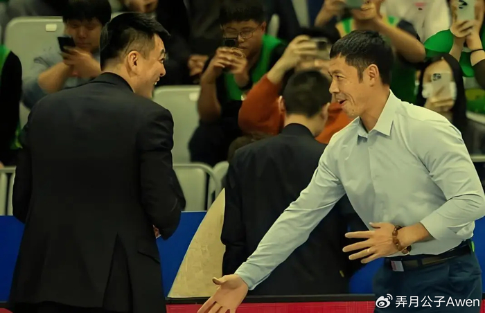 北控男篮帅位悬于一线 张庆鹏执教危机浮现