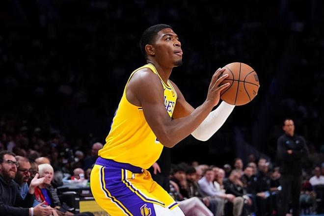 雷霆大胜湖人，八村塁惨遭全队最差表现