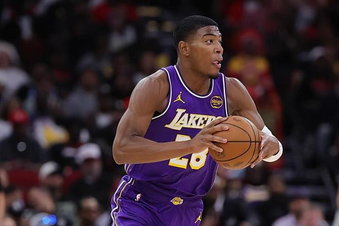 雷霆大胜湖人，八村塁惨遭全队最差表现