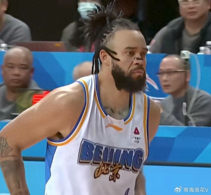 首钢领先10分遭福建绝地反