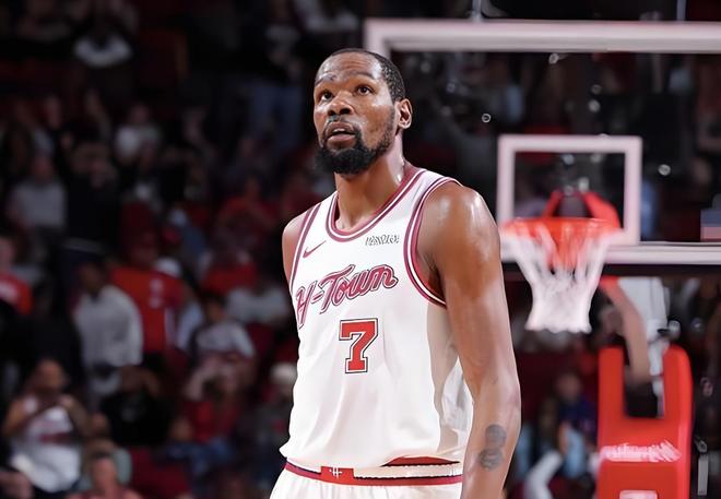 湖人逆转火箭斯马特爆发助球队赢下关键战役